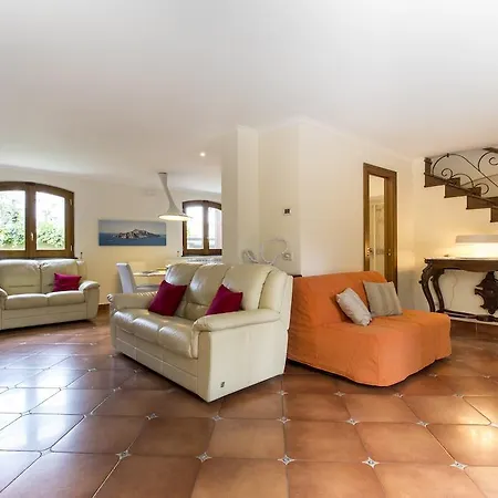 Regina Giovanna וילה